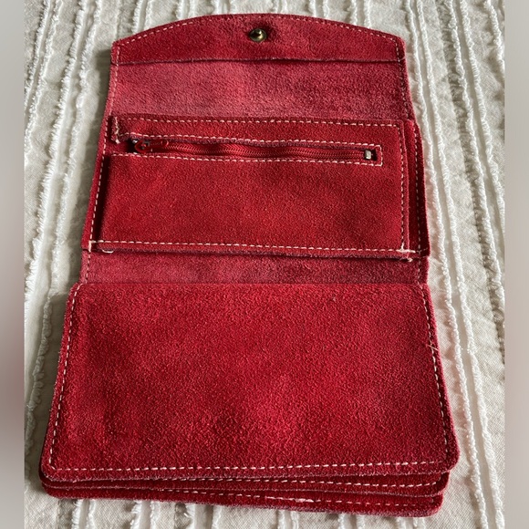 Red Suede Wallet - Picture 5 of 6